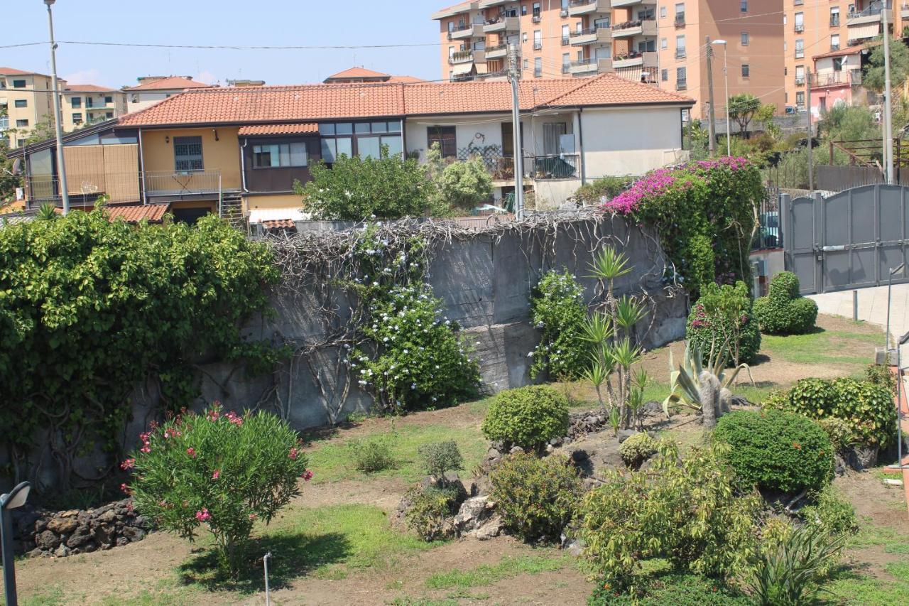 Villa Sicilia Apartment Catania Exterior photo